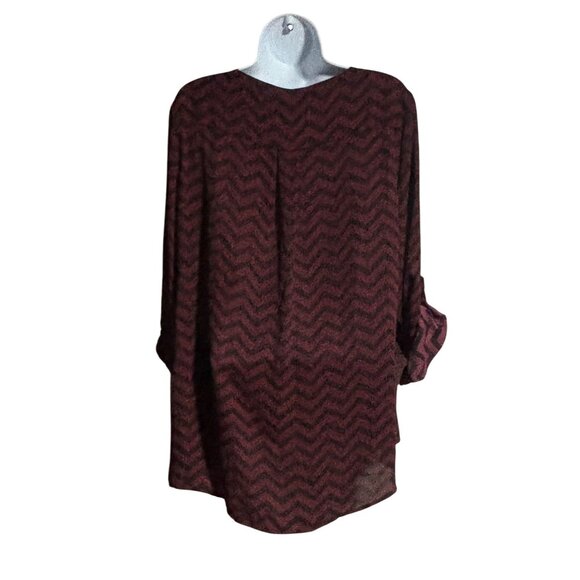 Hippie Rose Blouse Womens Large Chevron Print Long Tab Sleeve Maroon Chevron - Picture 2 of 8